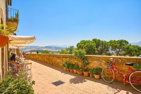The ultimate foodie tour of Val d'Orcia from Florence