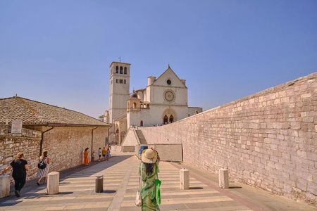 Umbria full-day tour of Orvieto and Assisi
