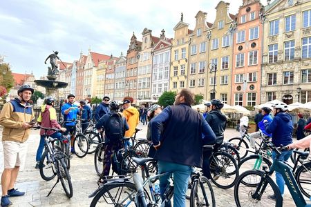 Private Gdańsk bike tour for 4 people