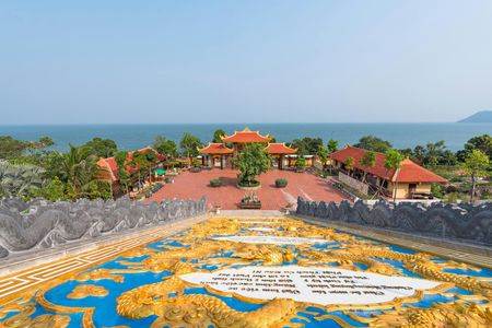 Guided tour of Phu Quoc Island with visit to a local distillery