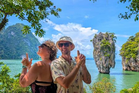 Private Tour to James Bond Island and Koh Panyi with Lunch