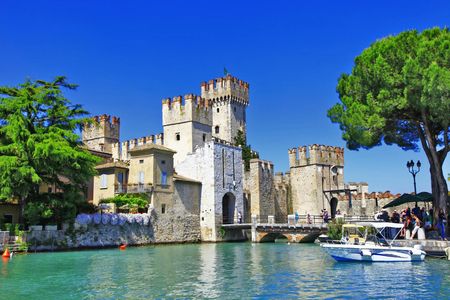 Lake Garda guided tour with boat trip from the north of the lake