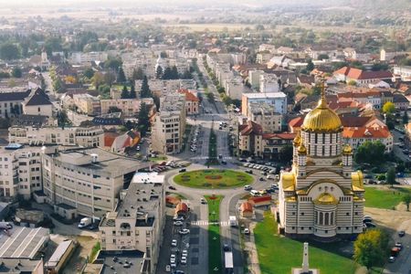 Discover Bucharest in 90 Minutes with a Local