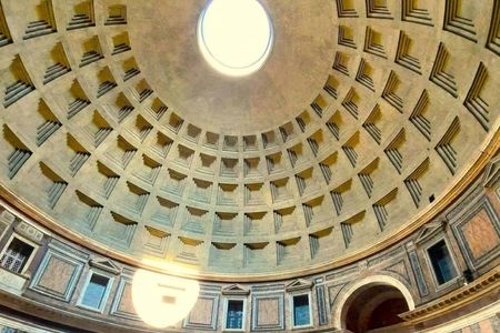 Rome walking tour with Piazza Navona, Trevi and Pantheon