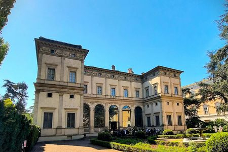 Campo de' Fiori, Villa Farnesina and Trastevere walking tour