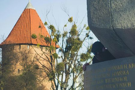 Interactive spy-themed city game with host-guide in Gdańsk Old Town