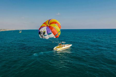 Djerba parasailing experience