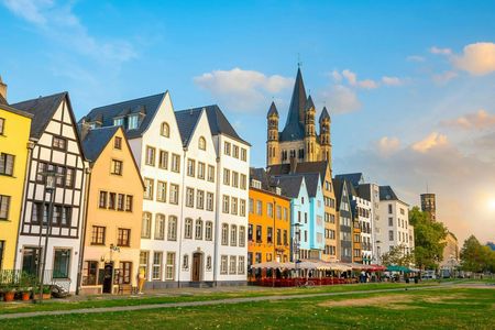 Cologne 60-minute walk with a local