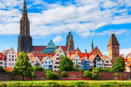 Discover Ulm in 1 hour with a local