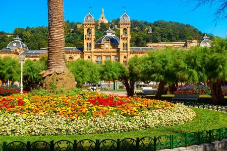 Discover San Sebastian in 60 Minutes with a Local