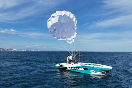 Parasailing experience in Fuengirola