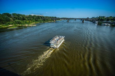 Public panoramic cruise of Warsaw on the Vistula River