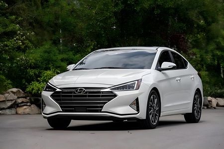 Ho Chi Minh airport private transfer to districts 1, 3 and 10