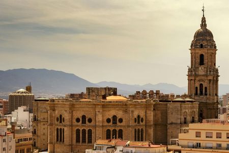 Guided tour to Malaga's photogenic places with a local