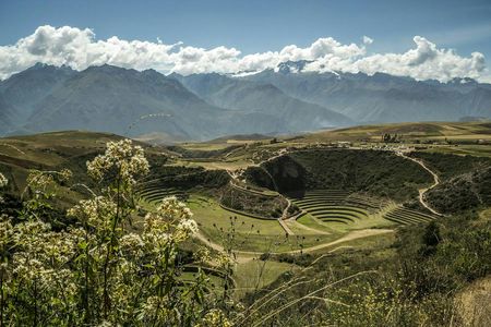 Sacred Valley guided tour with Inca sites, salt ponds and local market