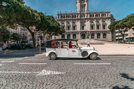Electric vehicle tour through Porto's iconic landmarks