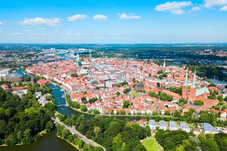 Lübeck city highlights walking tour with a local