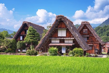 Day-tour through Takayama and Shirakawa-go from Nagoya