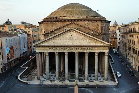 Pantheon small group tour with skip-the-line entrance ticket