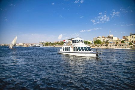 Obelisk yacht sunset cruise in Aswan with afternoon tea and snacks