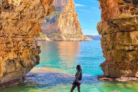 Cala del Moraig Hiking and Beach Trip from Valencia