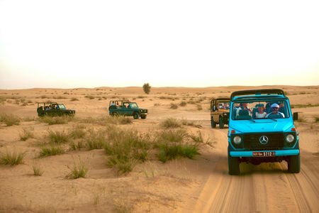 Al Marmoom desert safari tour by vintage G Class