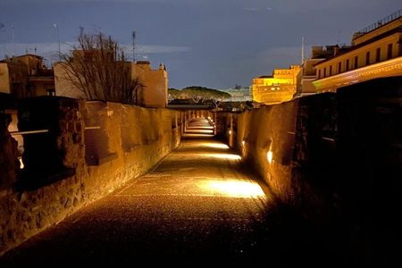 Passetto di Borgo night guided tour