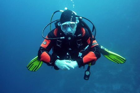 Introductory scuba diving experience