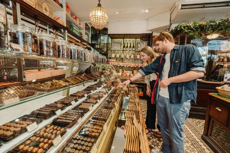 Parisian pastries and passageways tour