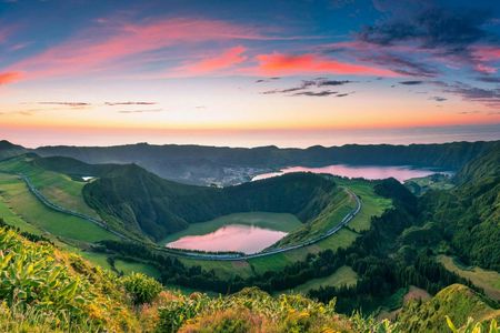 Private tour to Sete Cidades and Fire Lake in Azores
