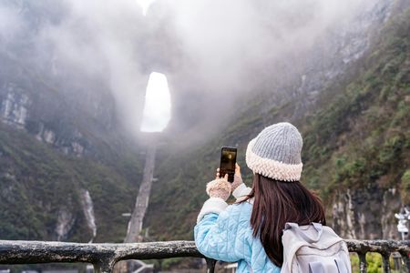Tianmen Mountain private tour with cableway ride and live musical show
