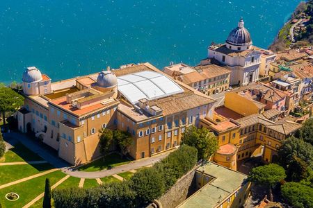 Private Castel Gandolfo Papal Palace and Nemi tour
