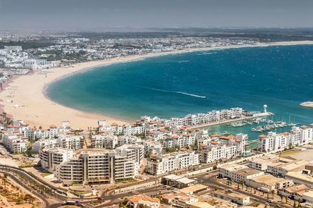 Guided tour of Agadir, cable car and Crocoparc from Marrakech