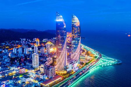 Xiamen night tour with personal guide and chauffeur