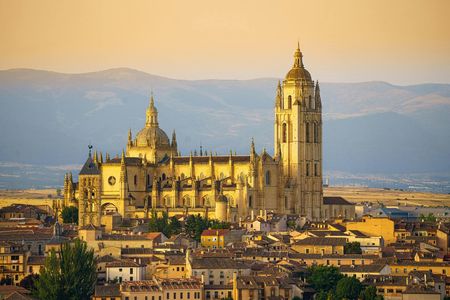 3-hour private guided tour of UNESCO World Heritage city Segovia