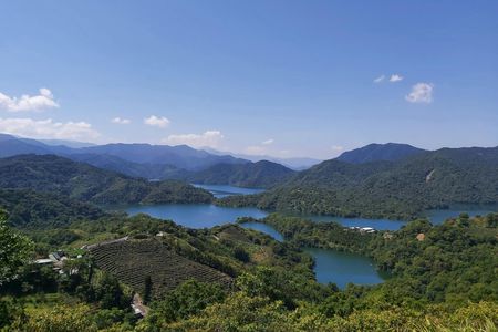 Thousand-Island Lake & Pinglin Tea Plantation guided tour from Taipei