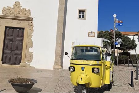 Guided tuk tuk experience of Albufeira Old Town