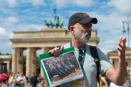 Berlin highlights 3-hour guided walking tour