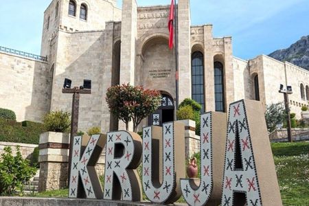 Kruja and Sari Salltik Stronghold full-day guided tour from Tirana