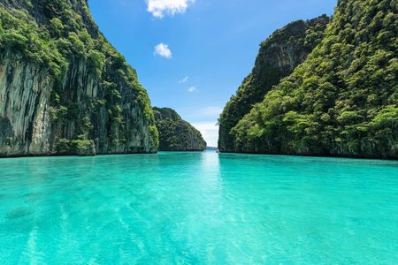 Maya Bay, Phi Phi and Khai Island snorkelling tour from Phuket