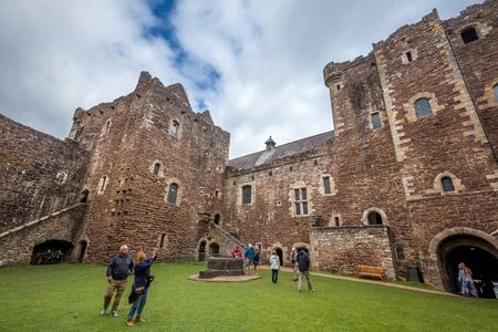 Outlander Castles and Scottish countryside tour from Glasgow