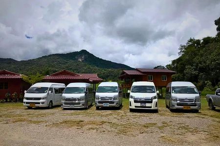 Private transfer from Chiang Mai City to to Mae Hong Son Town by van