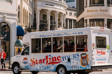 Hollywood celebrity homes tour