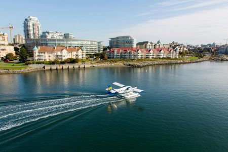 Victoria panorama seaplane tour