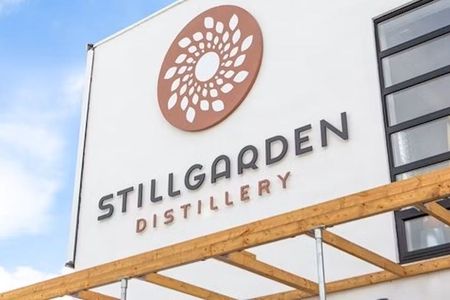 Gin or vodka making with spirit tasting and cocktail masterclass