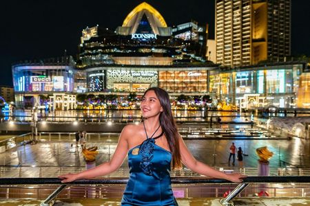 Luxury dinner cruise with buffet, live music and hotel pickup