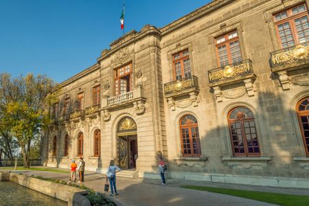 Chapultepec Castle guided tour after closing