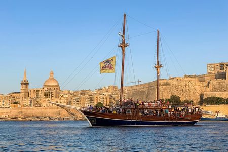 Pirate boat party with DJ, drinks and night swim in Malta