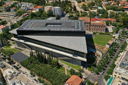 Acropolis Museum self-guided tour with audio guide app