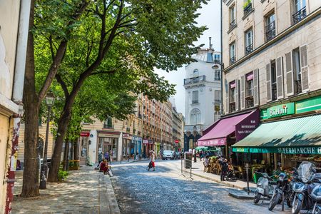 2-hour Montmartre Hill and Sacré-Cœur guided walking tour